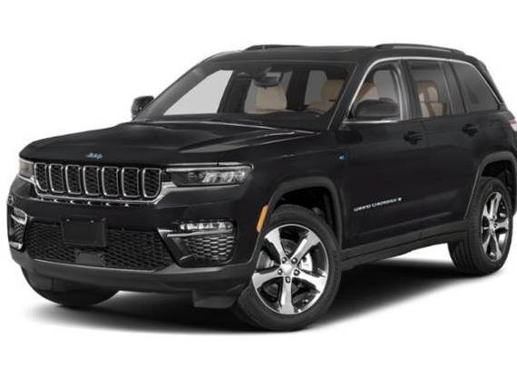 JEEP GRAND CHEROKEE 2023 1C4RJYB62PC648842 image